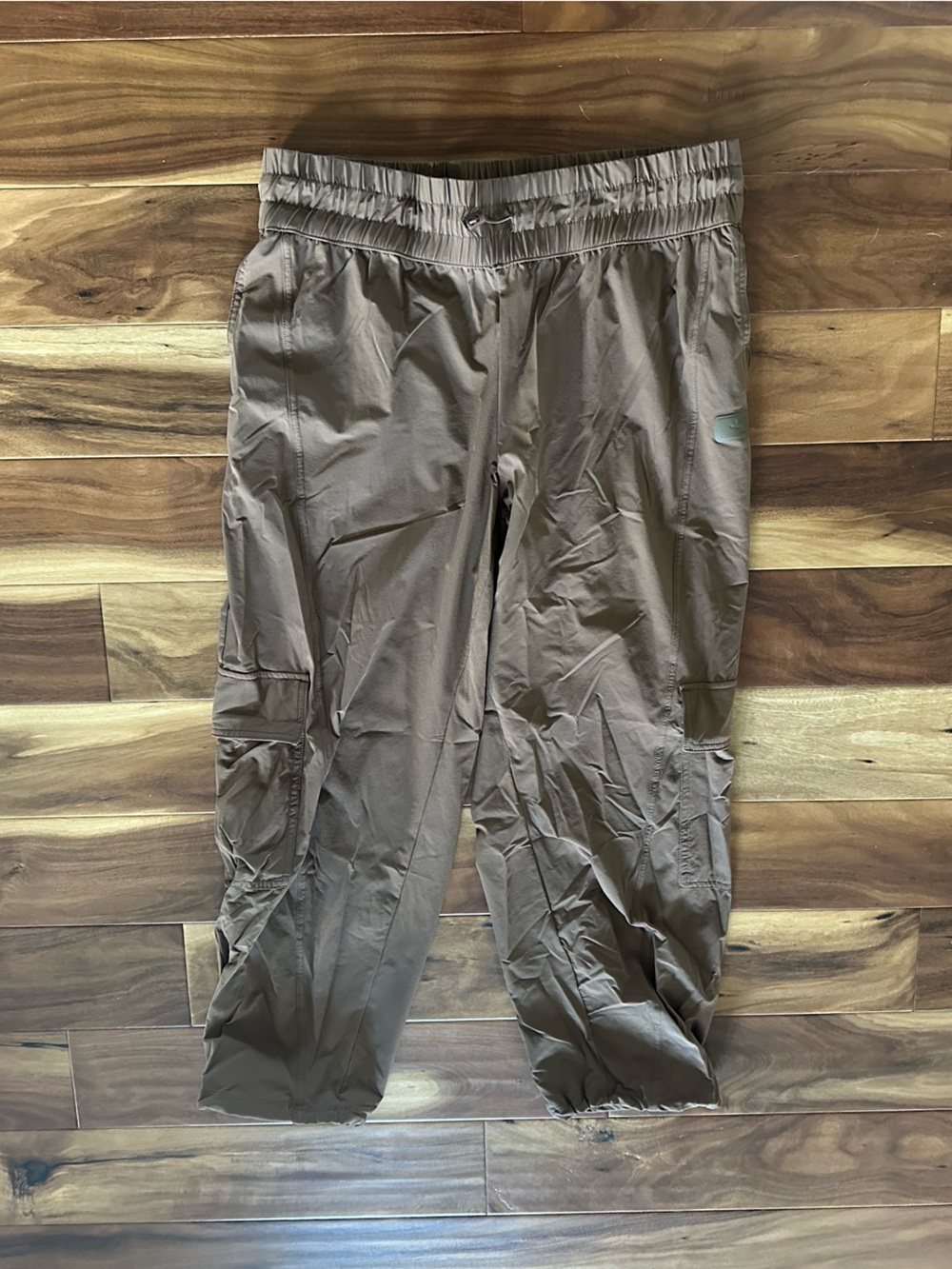 JoyLab Women's Tan Cargo Joggers size Large - Picture 2 of 4